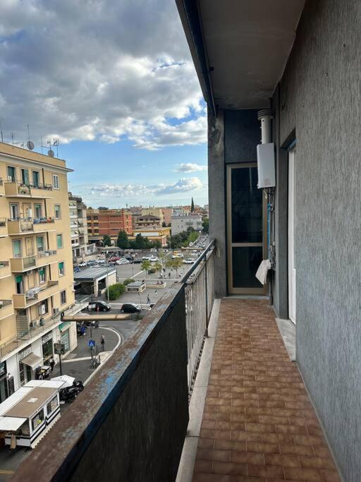 Metro C - Centocelle Ampio Appartamento Con Tre Camere Da Letto Рим Экстерьер фото